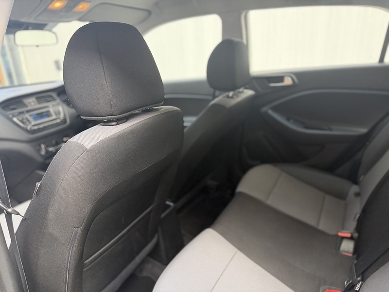 Used Hyundai i20 2017 for sale - 78012691: Photo 34