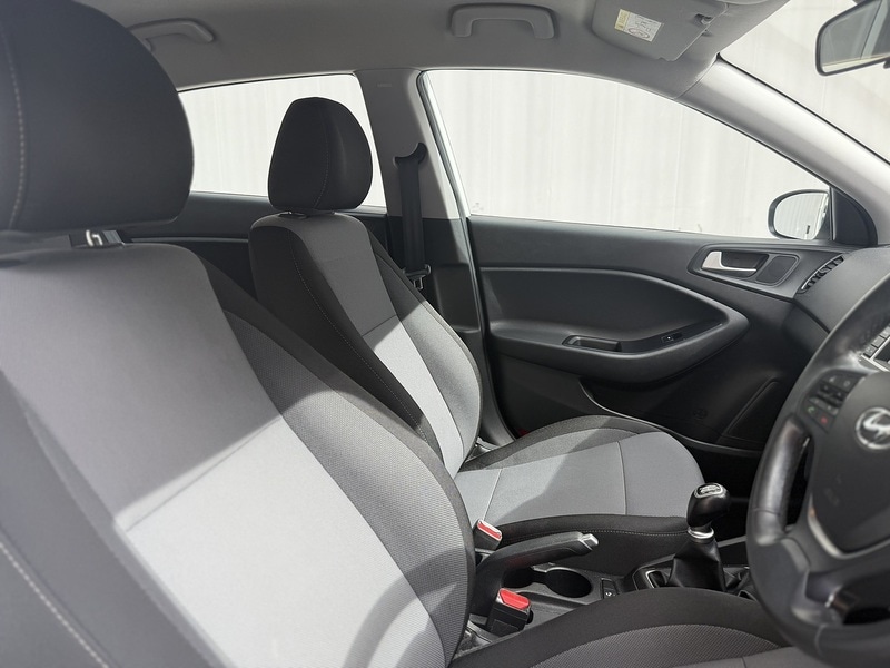 Used Hyundai i20 2017 for sale - 78012691: Photo 8