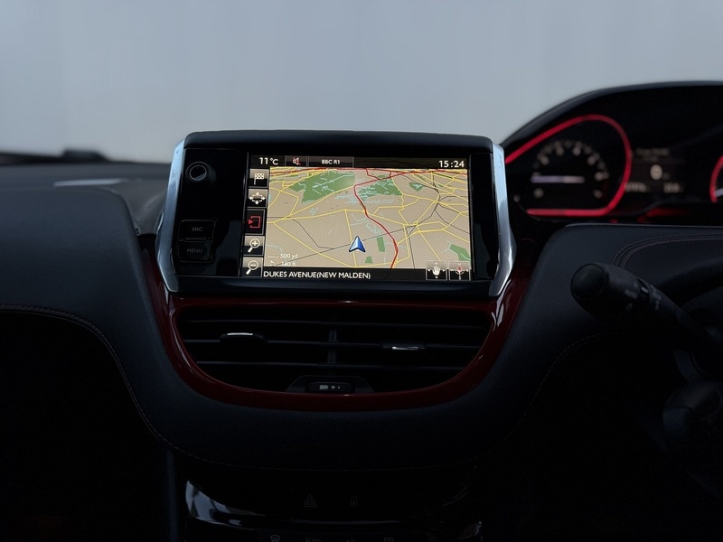 Used Peugeot 208 2015 for sale - 76808339: Photo 20