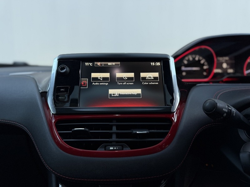 Used Peugeot 208 2015 for sale - 76808339: Photo 24