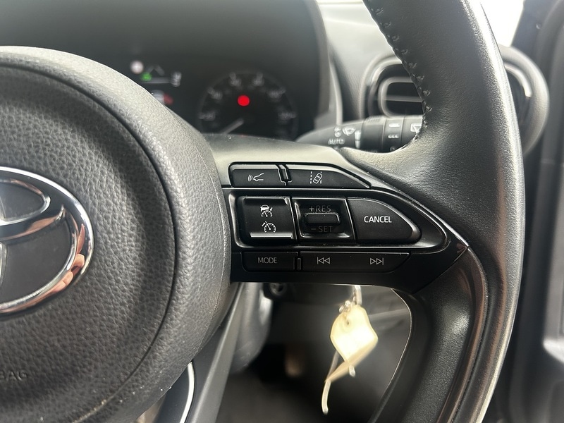 Used Toyota Yaris for sale - 77535596: Photo 17