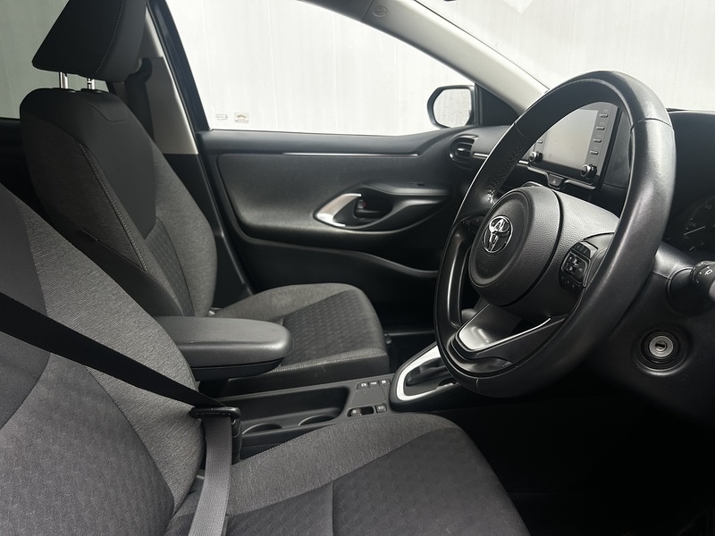 Used Toyota Yaris for sale - 77535596: Photo 5