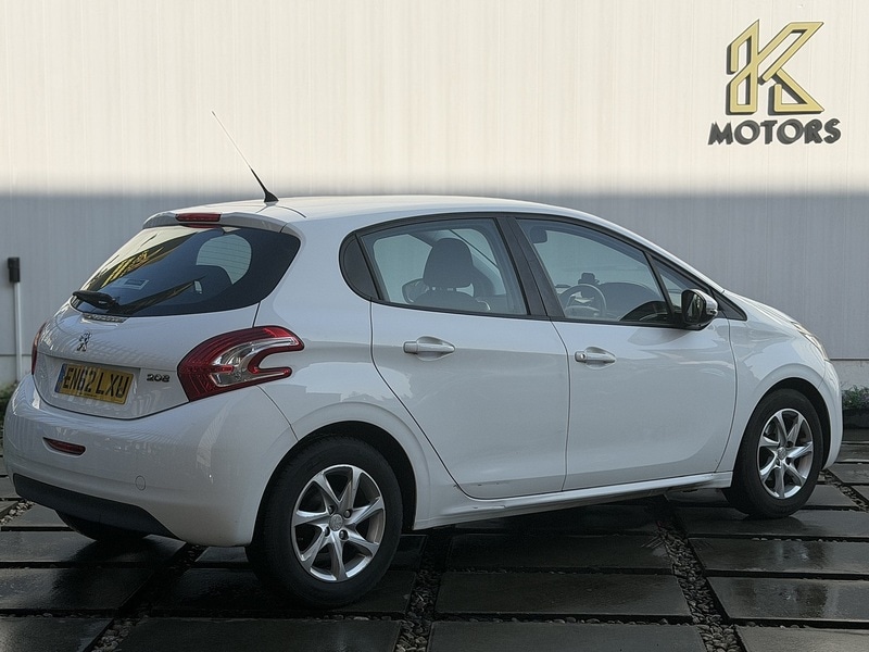 Used Peugeot 208 2013 for sale - 77915307: Photo 10