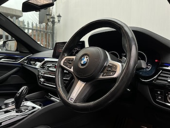 Used BMW 5 Series 2018 for sale - 77053126: Photo