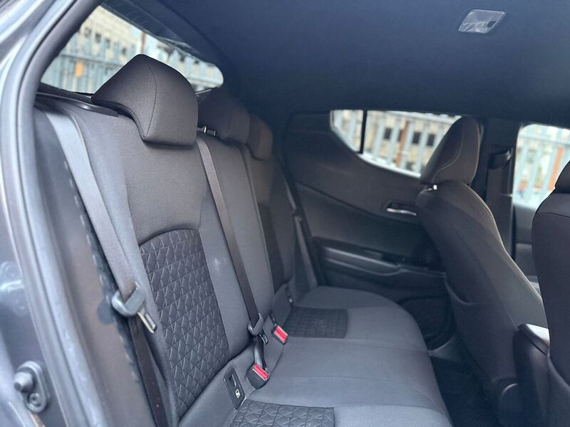 Used Toyota C-HR 2021 for sale - 77609576: Photo 17