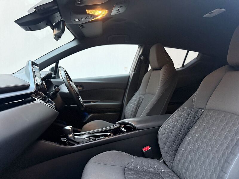 Used Toyota C-HR 2021 for sale - 77609576: Photo 36