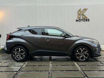 Used Toyota C-HR 2021 for sale - 77609576: Photo