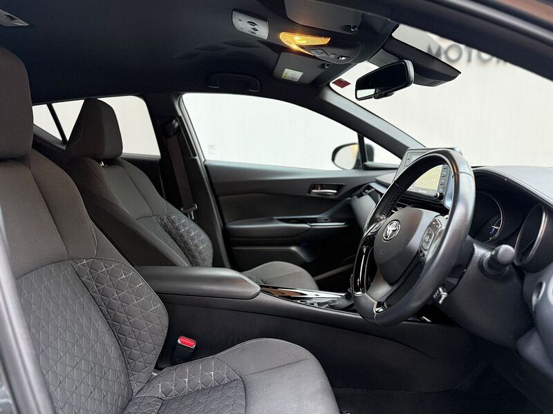 Used Toyota C-HR 2021 for sale - 77609576: Photo 8