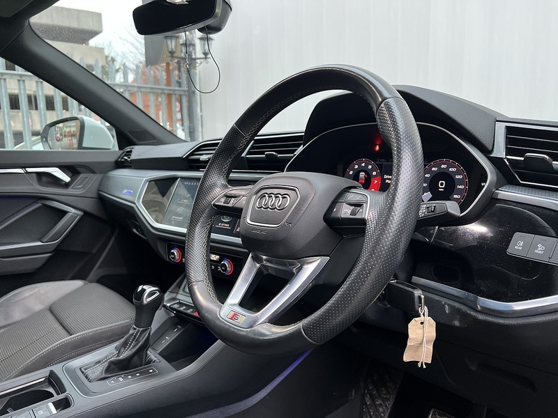 Used Audi Q3 2021 for sale - 77208483: Photo 4
