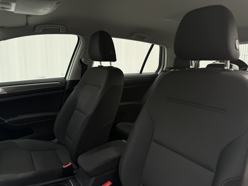 Used Volkswagen Golf 2019 for sale - 76716133: Photo 11