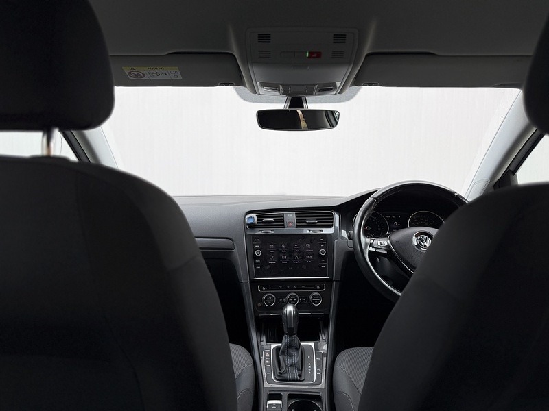 Used Volkswagen Golf 2019 for sale - 76716133: Photo 22