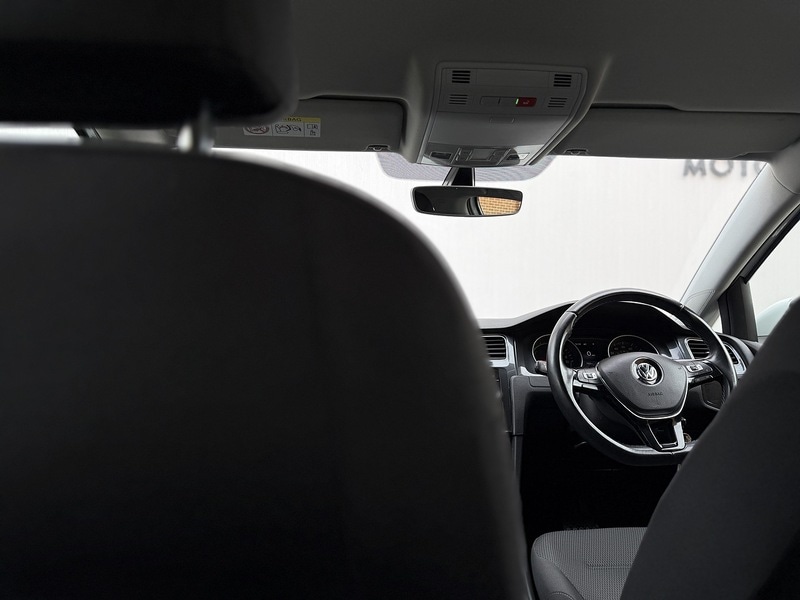 Used Volkswagen Golf 2019 for sale - 76716133: Photo 23