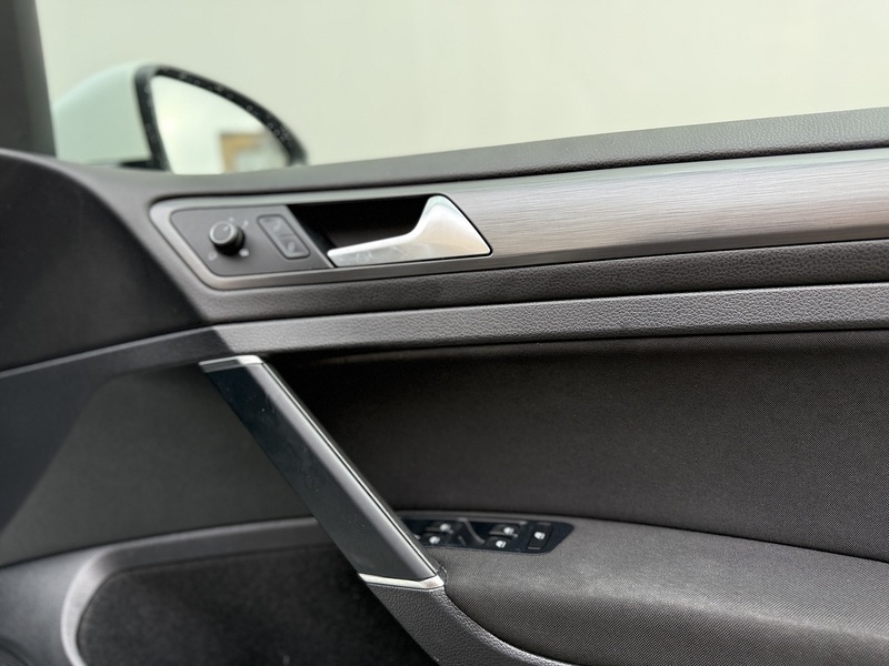 Used Volkswagen Golf 2019 for sale - 76716133: Photo 26