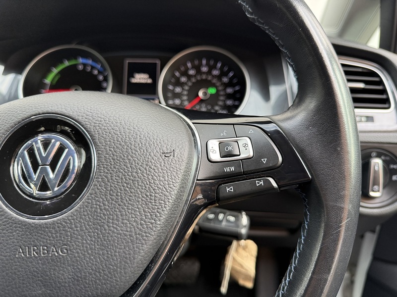Used Volkswagen Golf 2019 for sale - 76716133: Photo 28