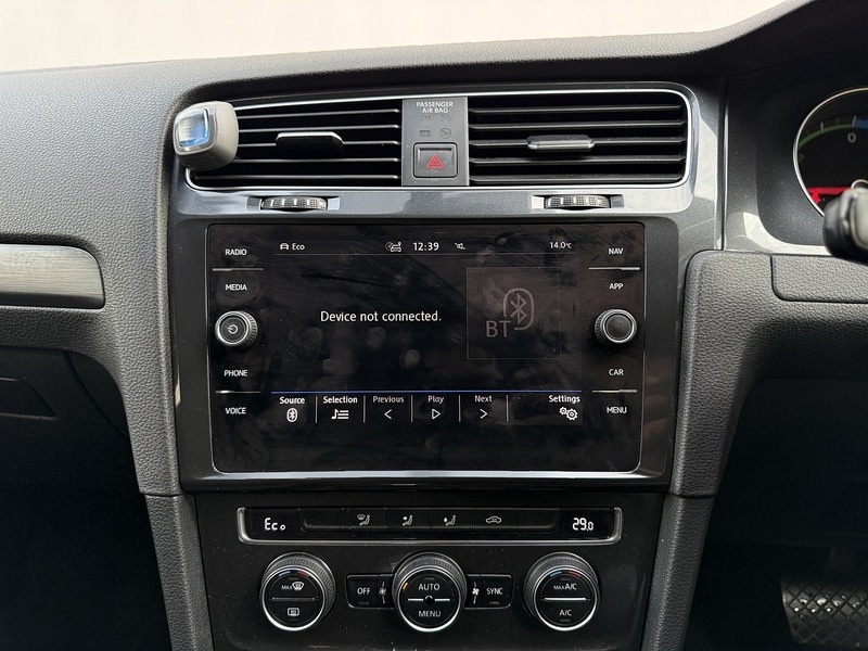 Used Volkswagen Golf 2019 for sale - 76716133: Photo 35