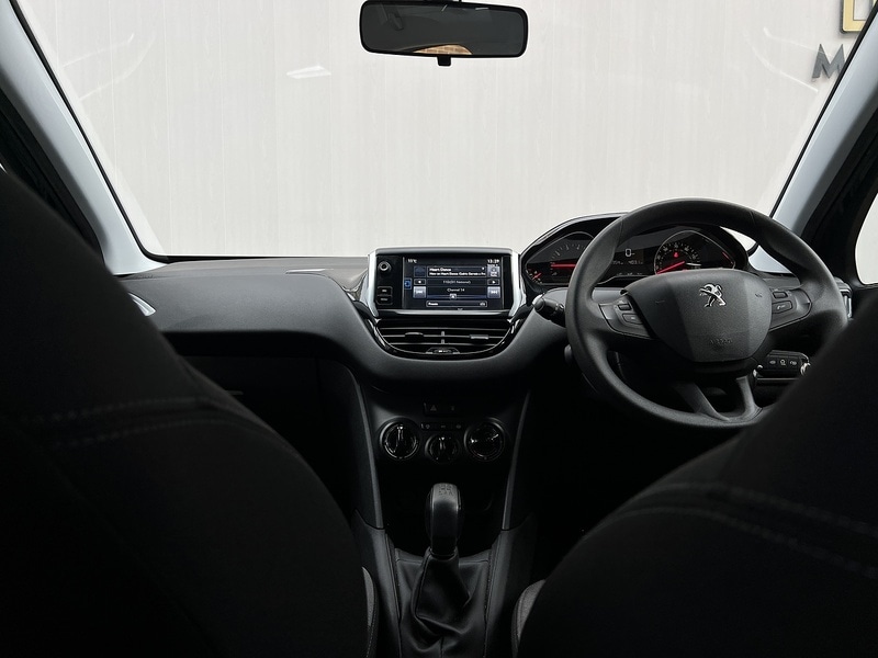 Used Peugeot 208 2015 for sale - 77591383: Photo 15