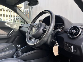 Used Audi A1 2014 for sale - 77263997: Photo