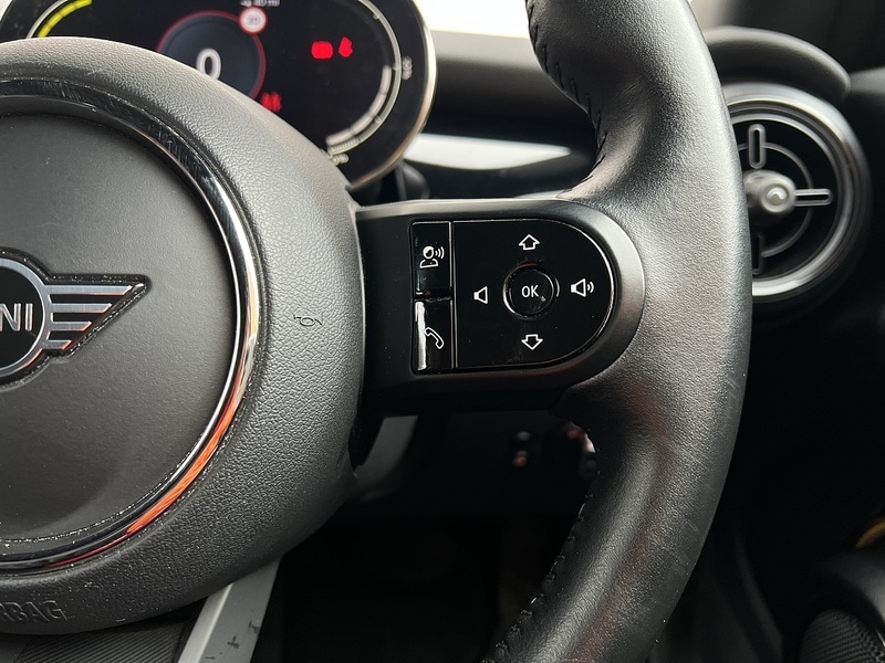 Used MINI Hatch 2021 for sale - 76986527: Photo 17