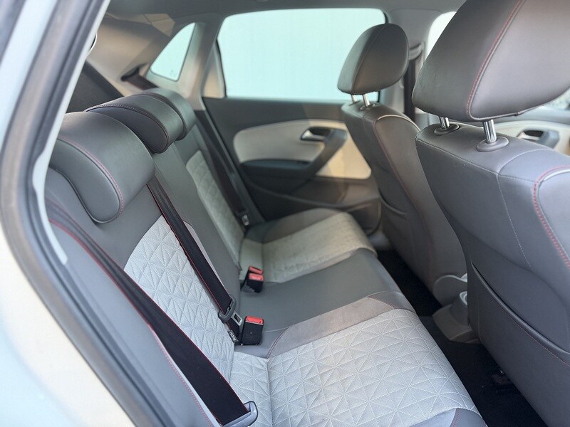 Used Volkswagen Polo 2018 for sale - 77704136: Photo 10