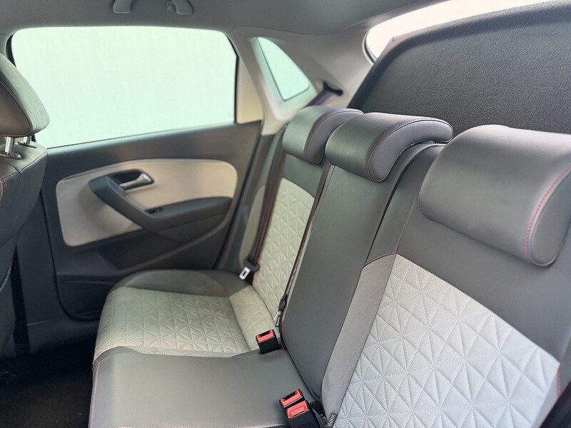 Used Volkswagen Polo 2018 for sale - 77704136: Photo 37