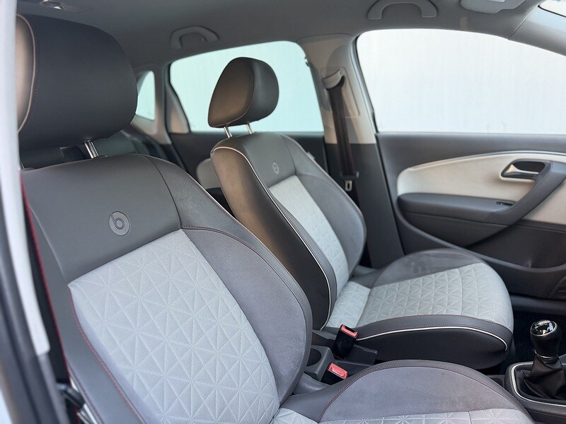 Used Volkswagen Polo 2018 for sale - 77704136: Photo 8