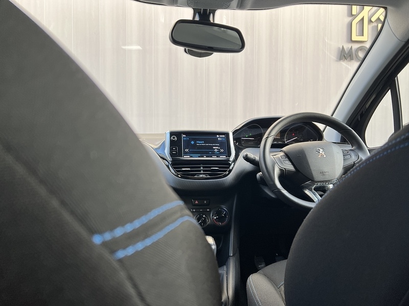 Used Peugeot 208 2019 for sale - 77140310: Photo 14