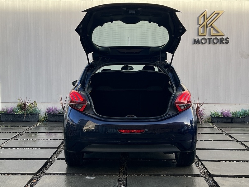 Used Peugeot 208 2019 for sale - 77140310: Photo 15