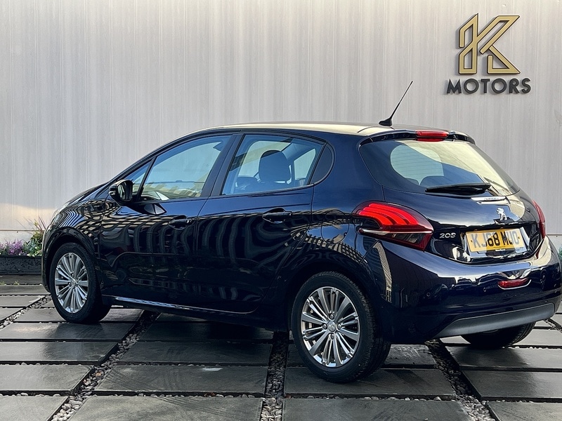 Used Peugeot 208 2019 for sale - 77140310: Photo 17