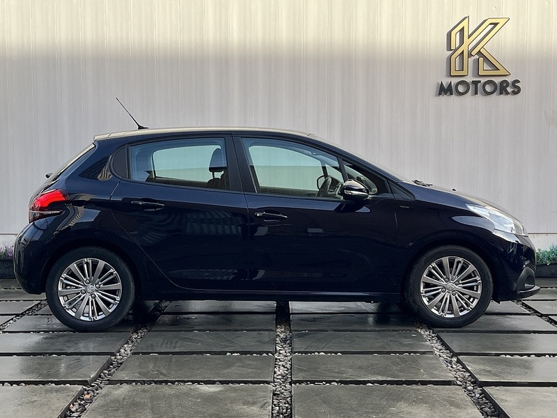 Used Peugeot 208 2019 for sale - 77140310: Photo 2
