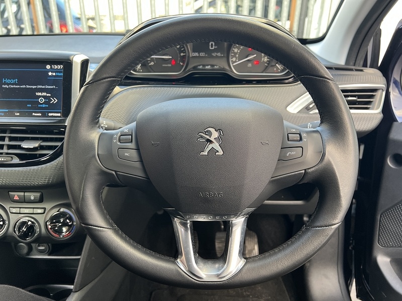 Used Peugeot 208 2019 for sale - 77140310: Photo 4