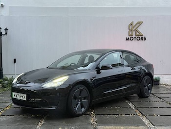 Tesla - Model 3