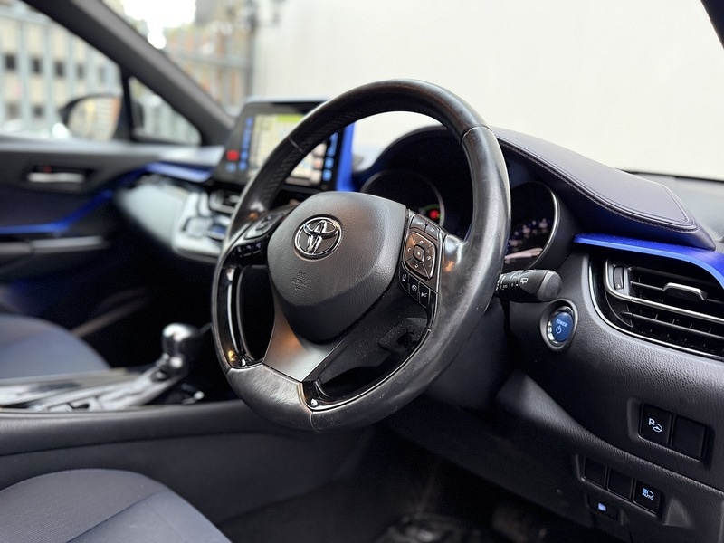 Used Toyota C-HR 2018 for sale - 76716107: Photo 22
