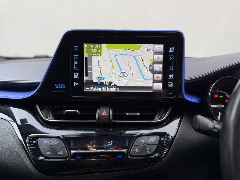 Used Toyota C-HR 2018 for sale - 76716107: Photo 28