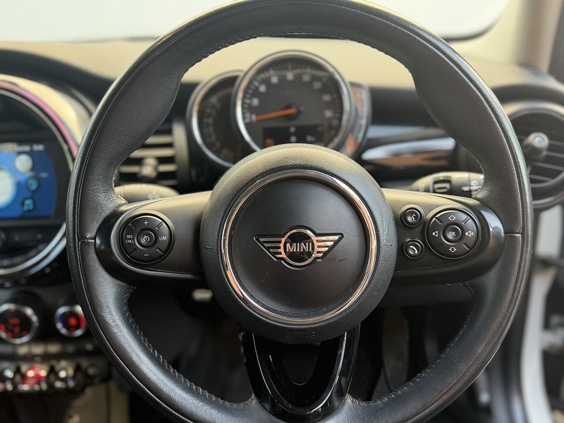 Used MINI Hatch 2019 for sale - 77953426: Photo 27