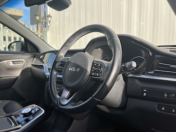 Used Kia Niro 2021 for sale - 77140332: Photo