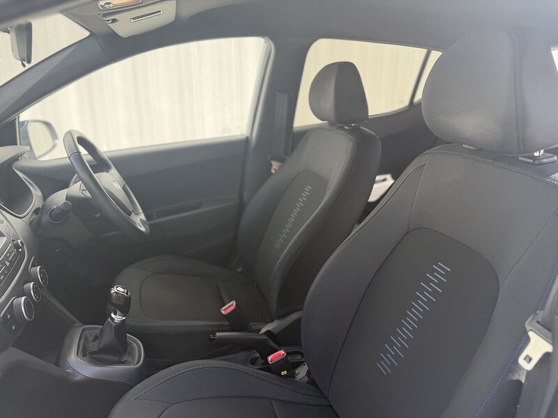 Used Hyundai i10 2018 for sale - 77976792: Photo 33