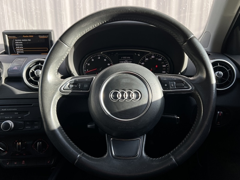 Used Audi A1 2014 for sale - 77140329: Photo 17