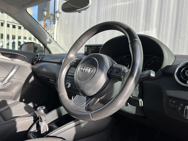 Used Audi A1 2014 for sale - 77140329: Photo 5