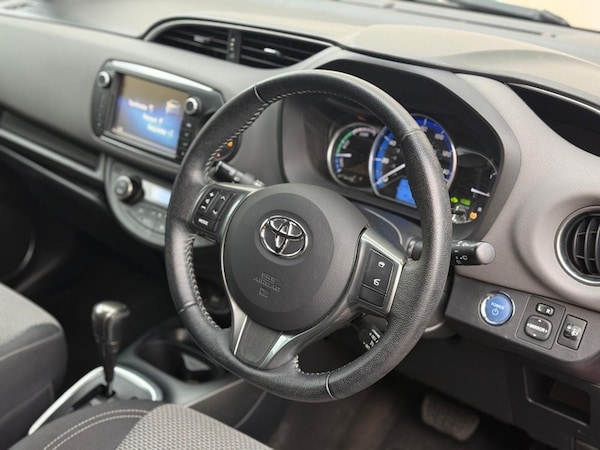 Used Toyota Yaris 2016 for sale - 76181991: Photo 8