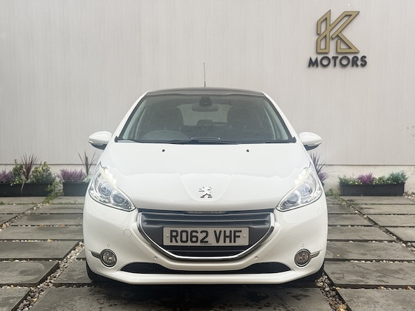 Used Peugeot 208 2013 for sale - 76253204: Photo 2