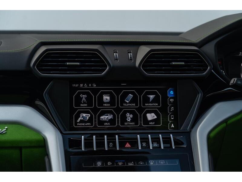 Used Lamborghini Urus 2019 for sale - 76716110: Photo 11