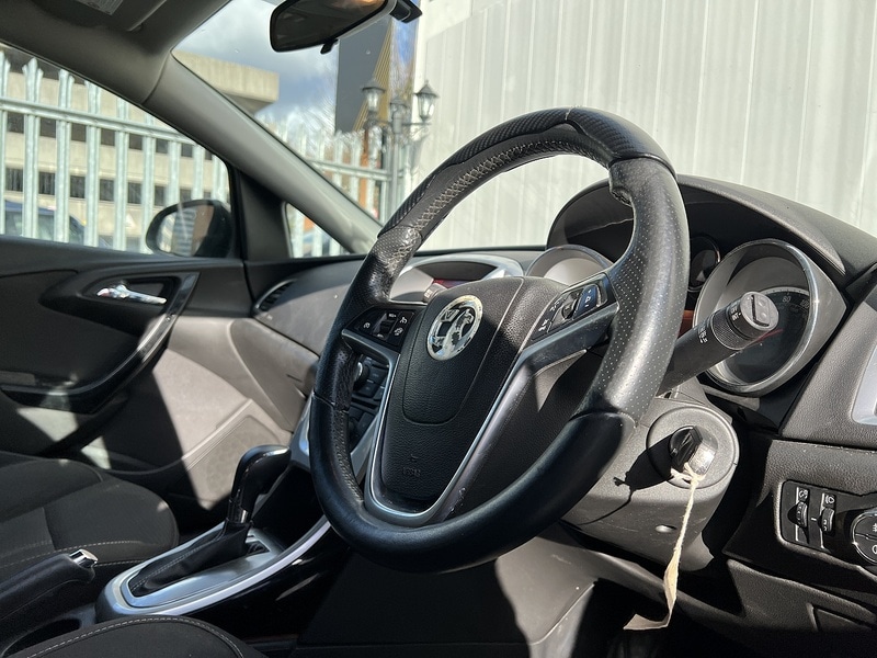 Used Vauxhall Astra 2014 for sale - 77375683: Photo 4