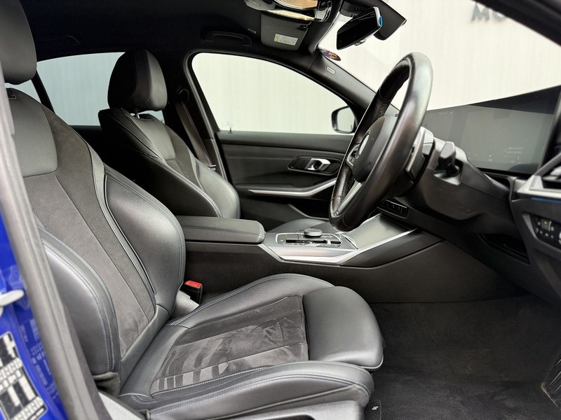 Used BMW 3 Series 2024 for sale - 76716103: Photo 10