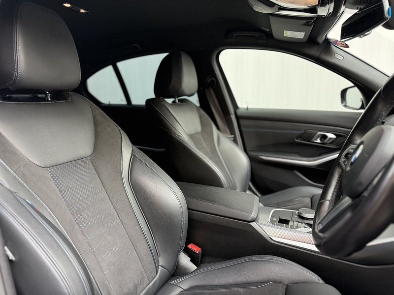 Used BMW 3 Series 2024 for sale - 76716103: Photo 11