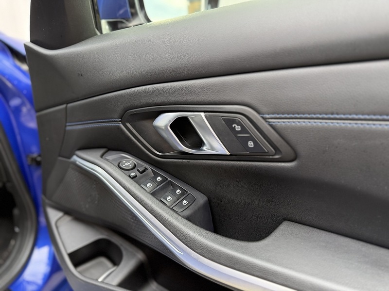 Used BMW 3 Series 2024 for sale - 76716103: Photo 20