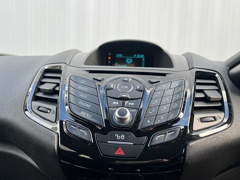 Used Ford Fiesta 2015 for sale - 77264012: Photo 18