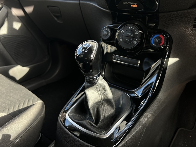 Used Ford Fiesta 2015 for sale - 77264012: Photo 19