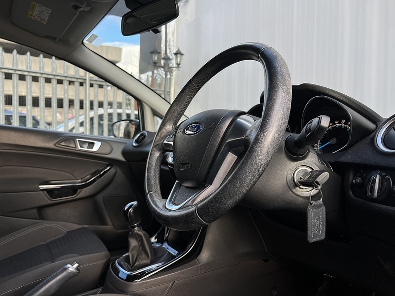 Used Ford Fiesta 2015 for sale - 77264012: Photo 3