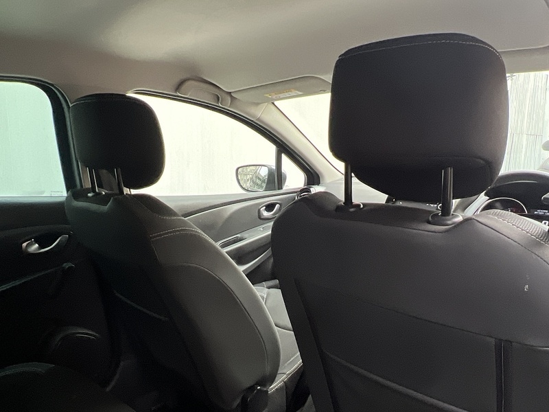 Used Renault Clio 2018 for sale - 76986526: Photo 10