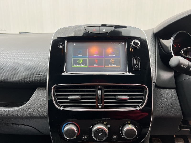 Used Renault Clio 2018 for sale - 76986526: Photo 21